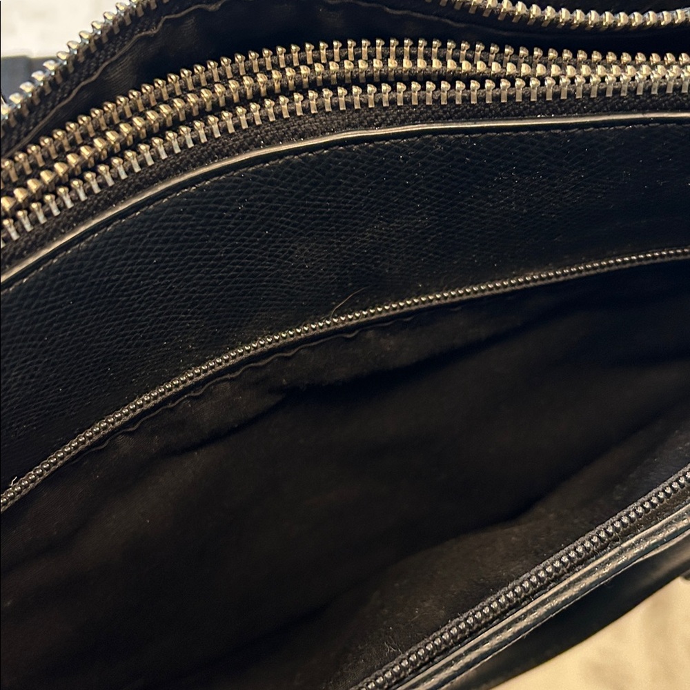 Like new condition Coach briefcase - Picture 3 of 11